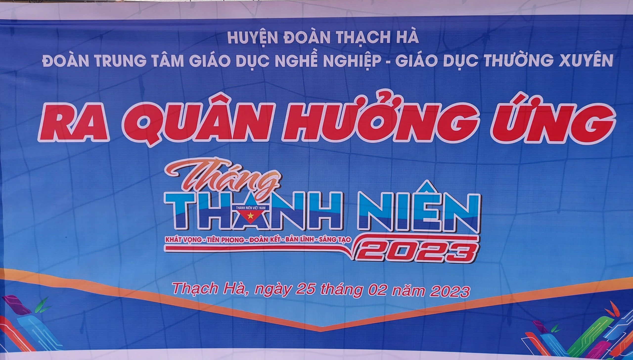 Đoàn TNCS Hồ Chí Minh Trung tâm GDNN – GDTX Thạch Hà tổ chức “Ngày hội Trò chơi dân gian”