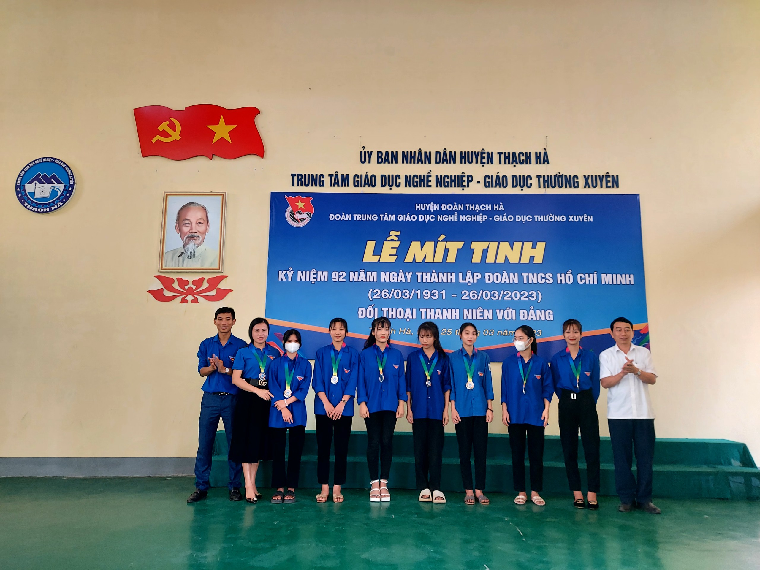 LỄ MITTING KỶ NIỆM 92 NĂM NGÀY THÀNH LẬP ĐOÀN TNCS HỒ CHÍ MINH VÀ CHƯƠNG TRÌNH ĐỐI THOẠI THANH NIÊN VỚI ĐẢNG